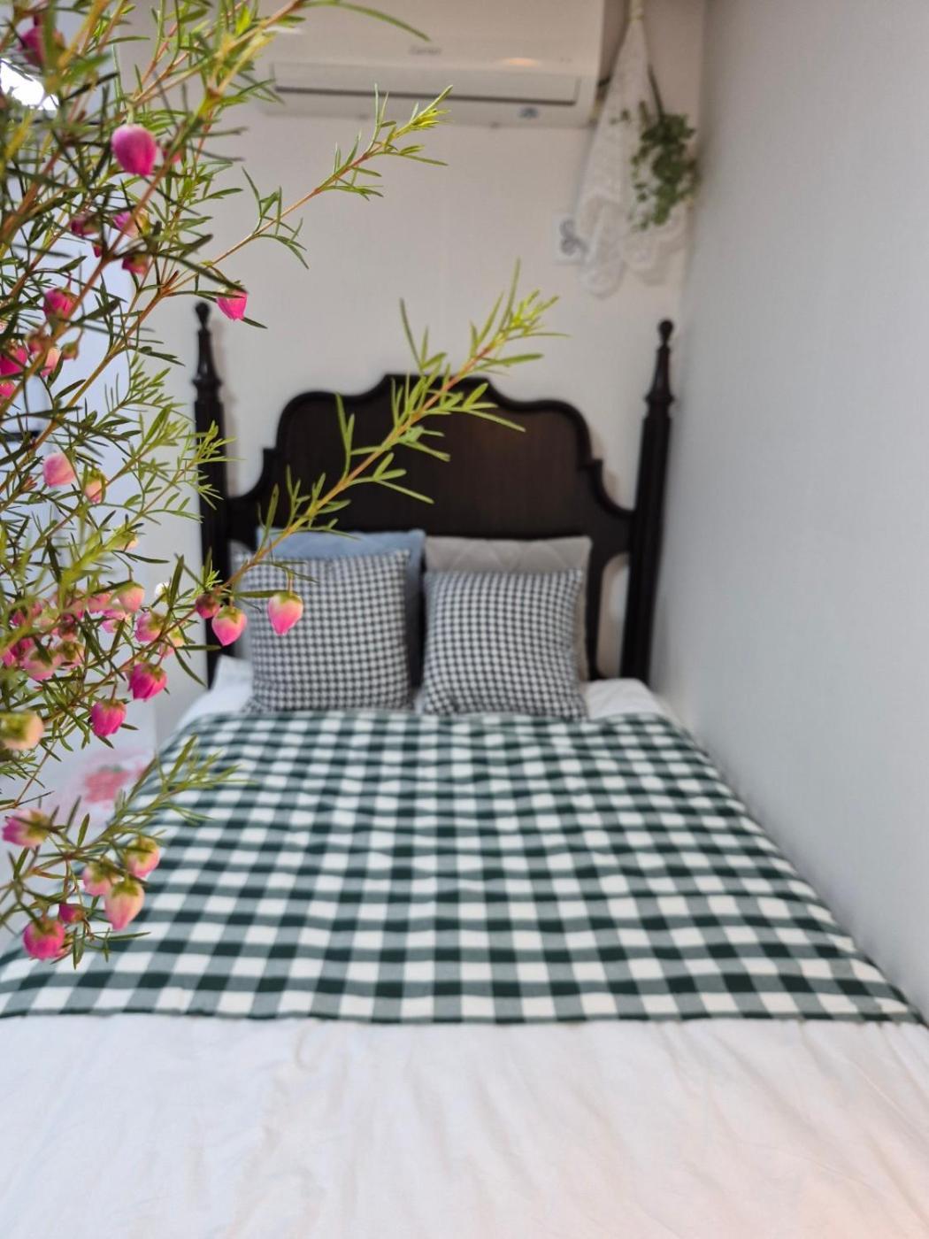 Joeuntwinville, 7min Walk To Line 9 Subway Station, Quiet Residential Area *