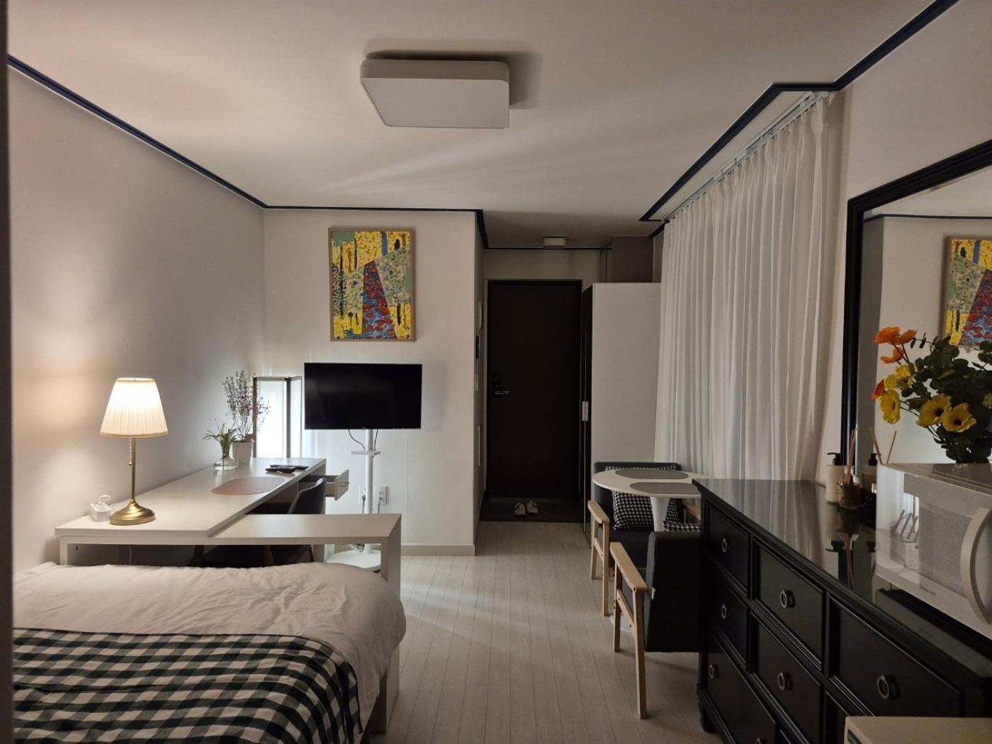 Joeuntwinville, 7min Walk To Line 9 Subway Station, Quiet Residential Area